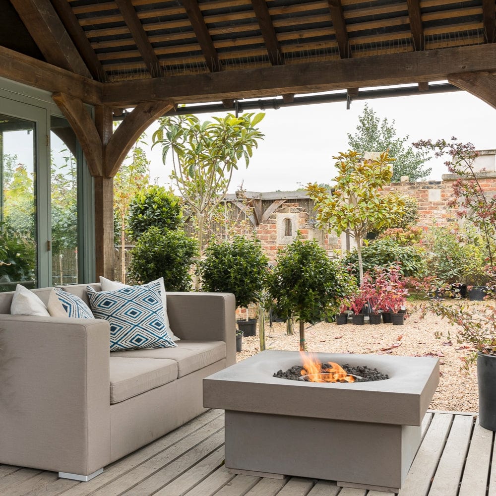 Solus Elevated Halo 36-Inch Square Ultra High-Performance Concrete Gas Fire Pit