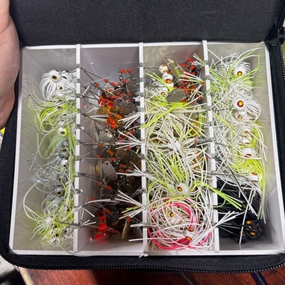 Spinnerbait Deposit Tackle Box