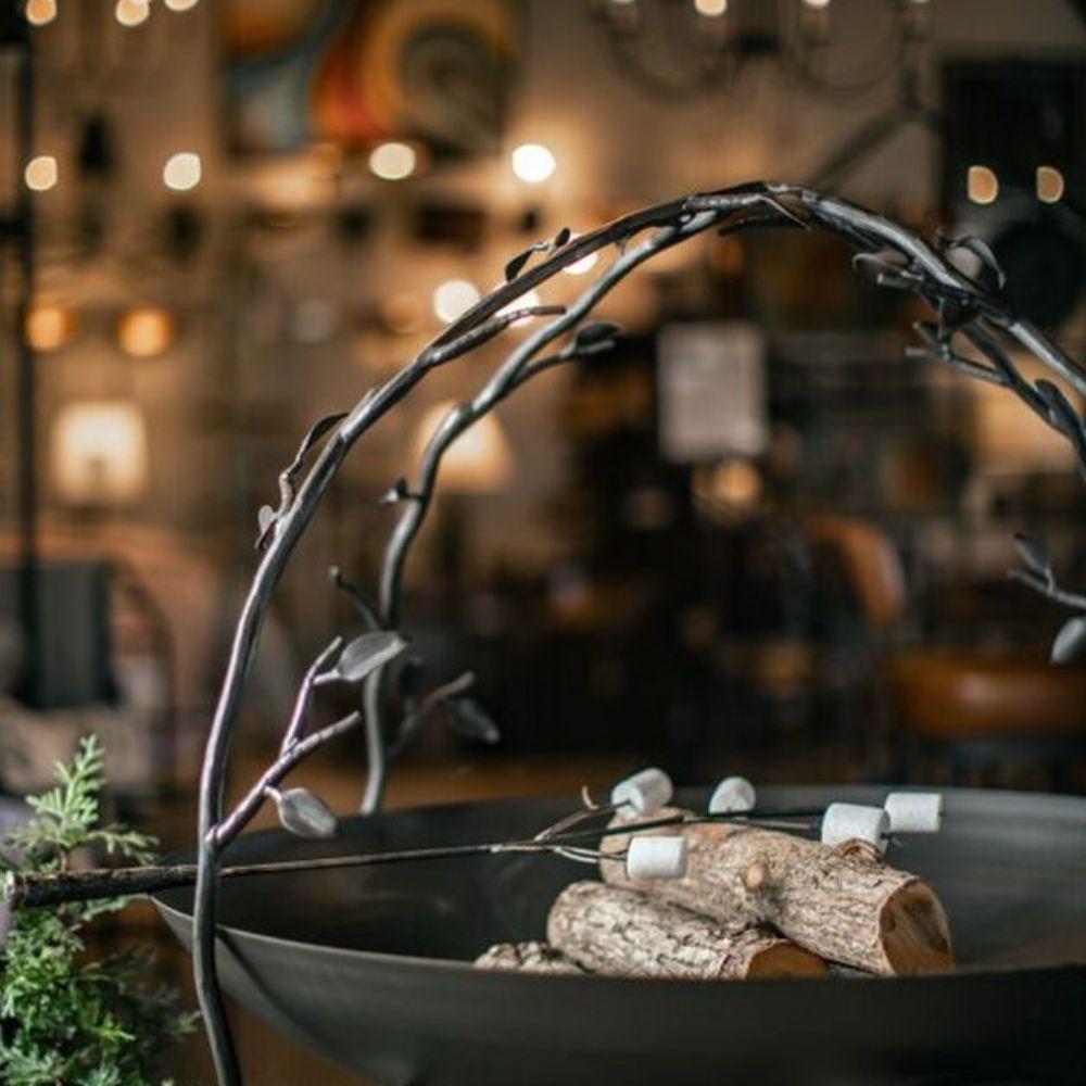 Stone County Ironworks Leaf 33-Inch Round Fire Pit (980-460)