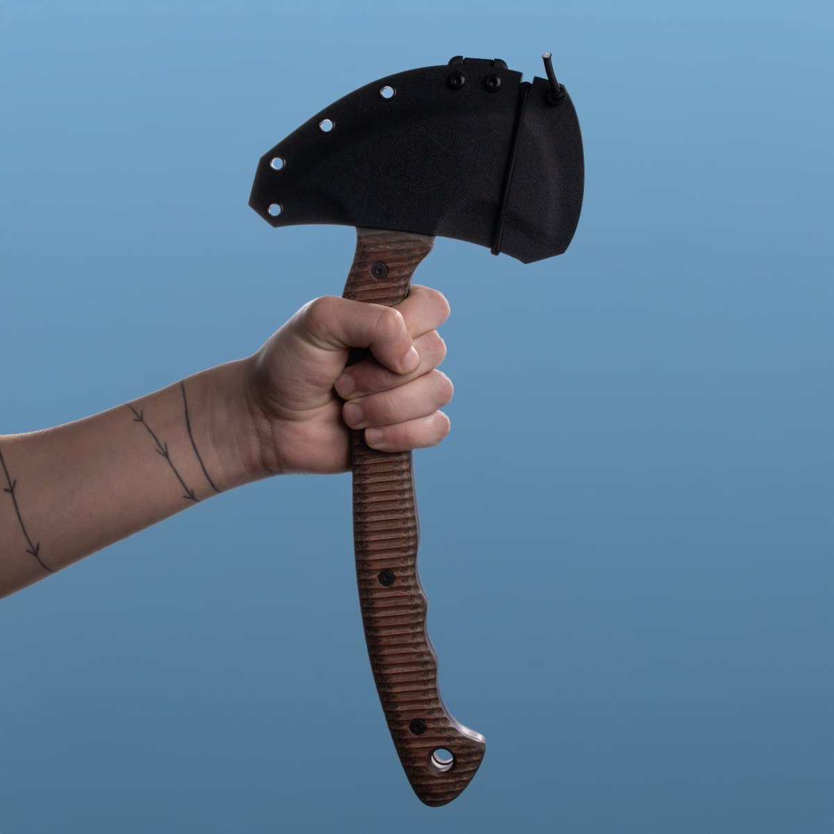 Tactical tomahawk "Wendigo" with polymer composite handle