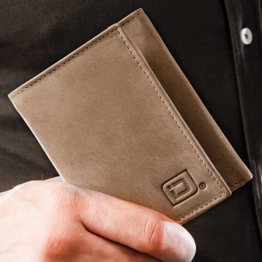 Mens RFID Wallet - Extra Capacity Trifold 7 slot with ID Window