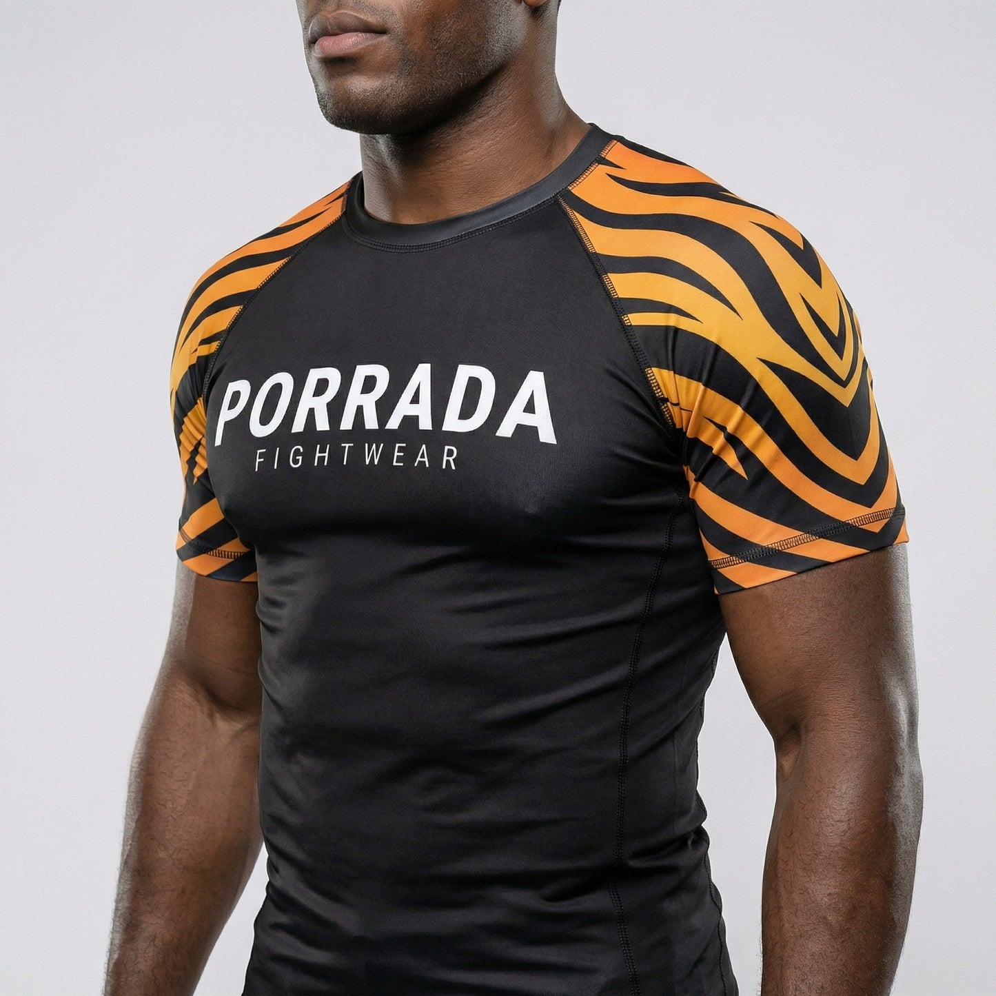 TIGER SHORT SLEEVE RASH GUARD