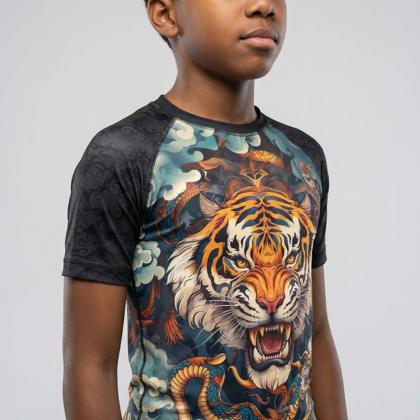 TIGER SPIRIT KIDS SHORT SLEEVE RASH GUARD