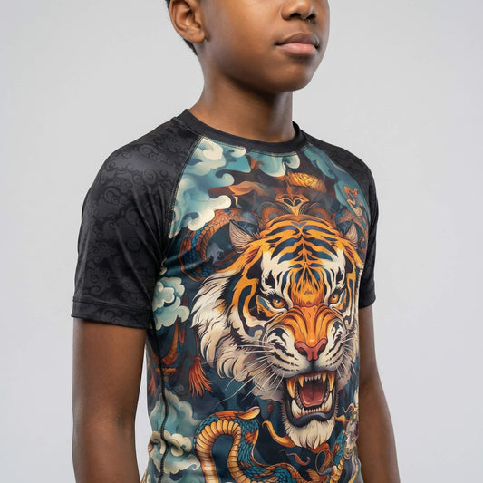TIGER SPIRIT KIDS SHORT SLEEVE RASH GUARD