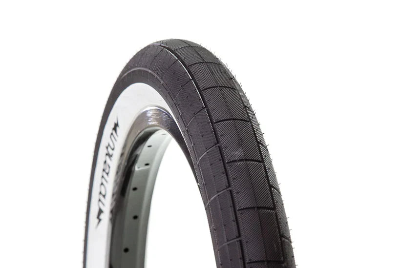 Demolition Momentum Tire 2.20″ - White Wall
