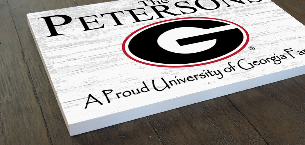 Georgia Bulldogs Family Name Sign – Personalized University of Georgia Wood Plaque for Alumni or Graduation