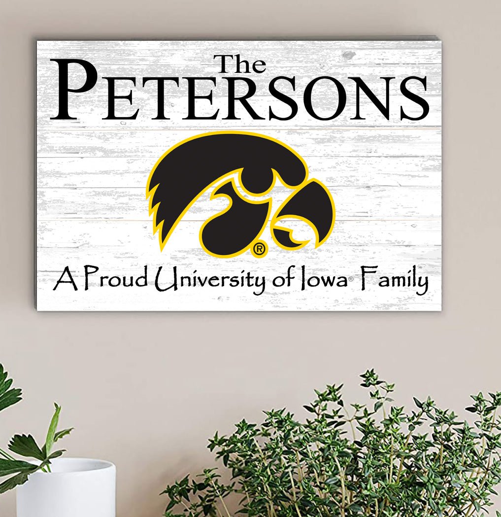 University of Iowa Family Name Sign – Personalized Hawkeyes Wood Plaque for Alumni or Graduation