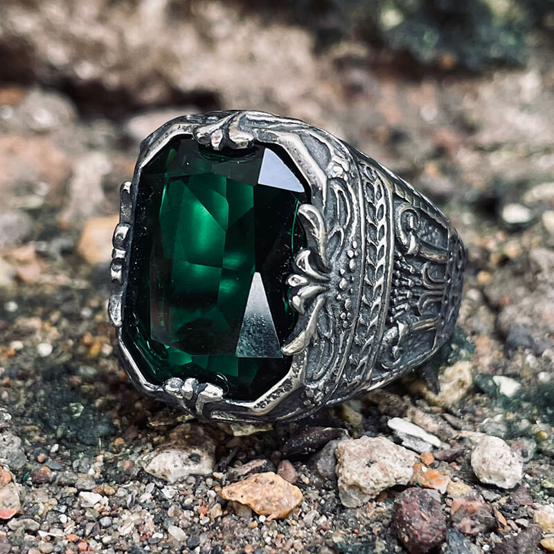 Vintage Patterns Green Zircon Stainless Steel Ring
