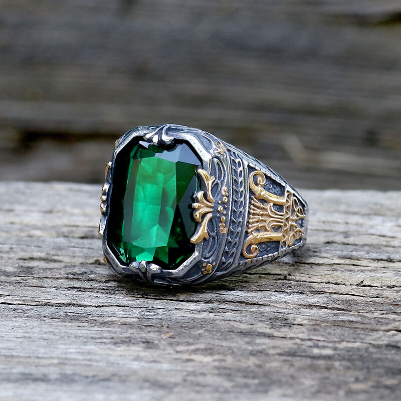 Vintage Patterns Green Zircon Stainless Steel Ring