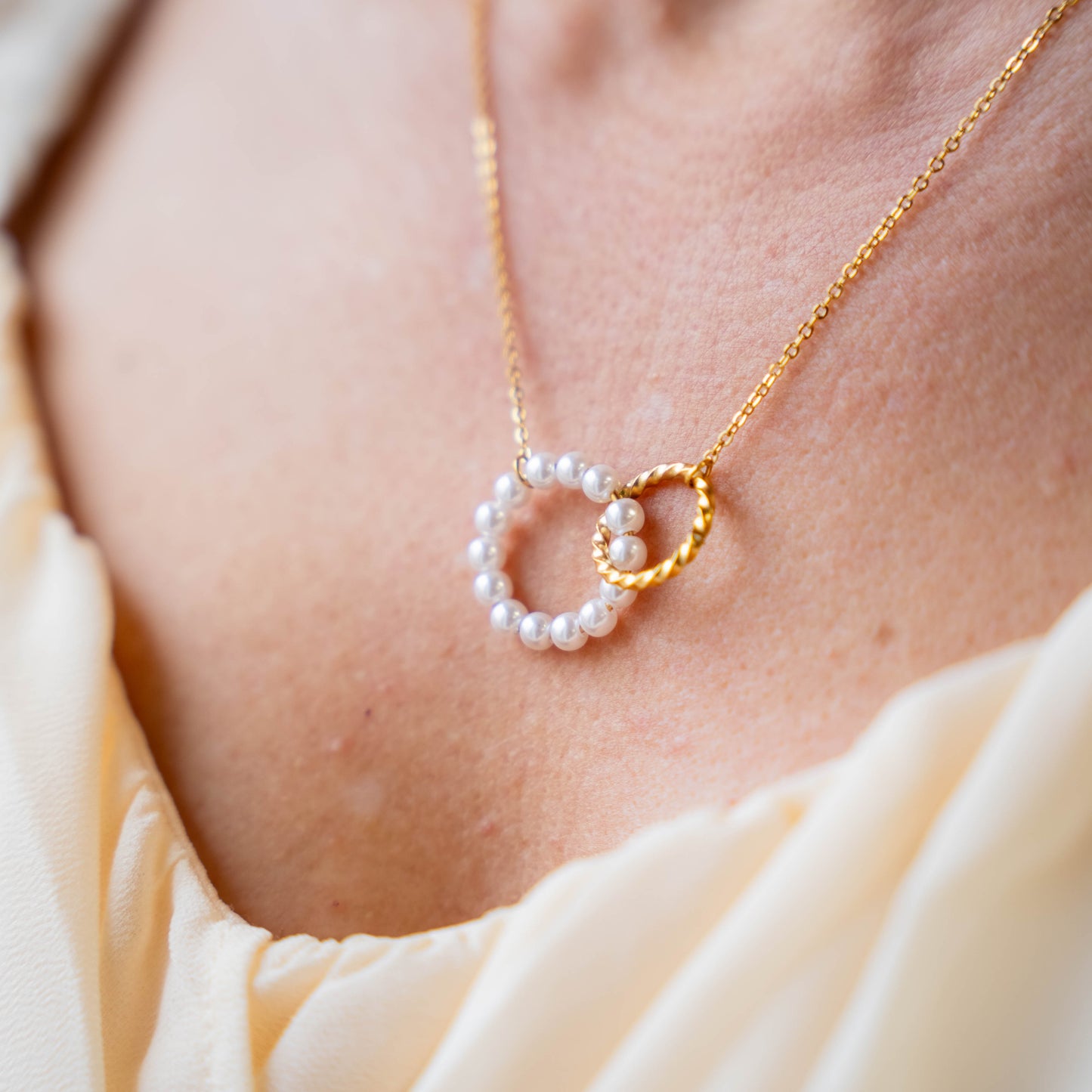 VIVIAN - 18K Gold Plated Double Circle Choker