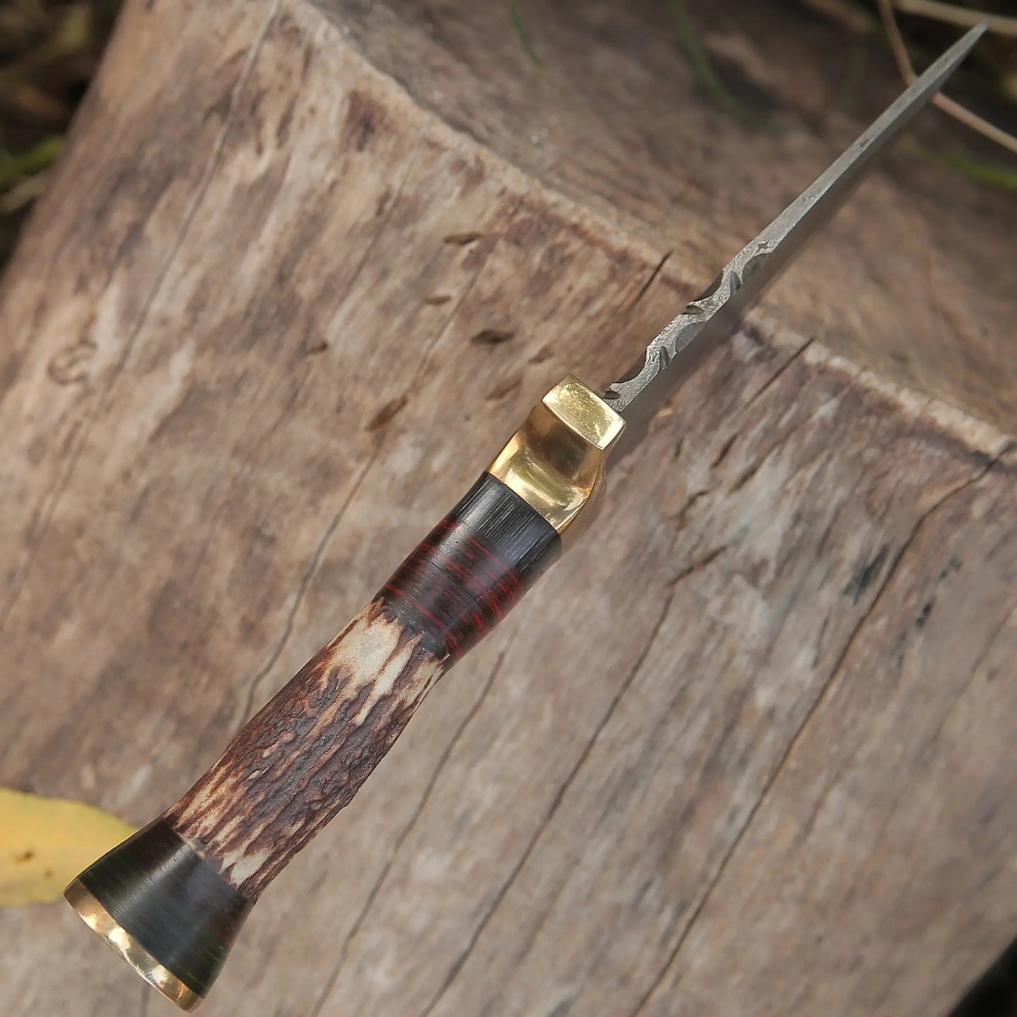 Custom Hand Forged Damascus Steel Hunting Brass Guard Knife& Stag Handle WH 57