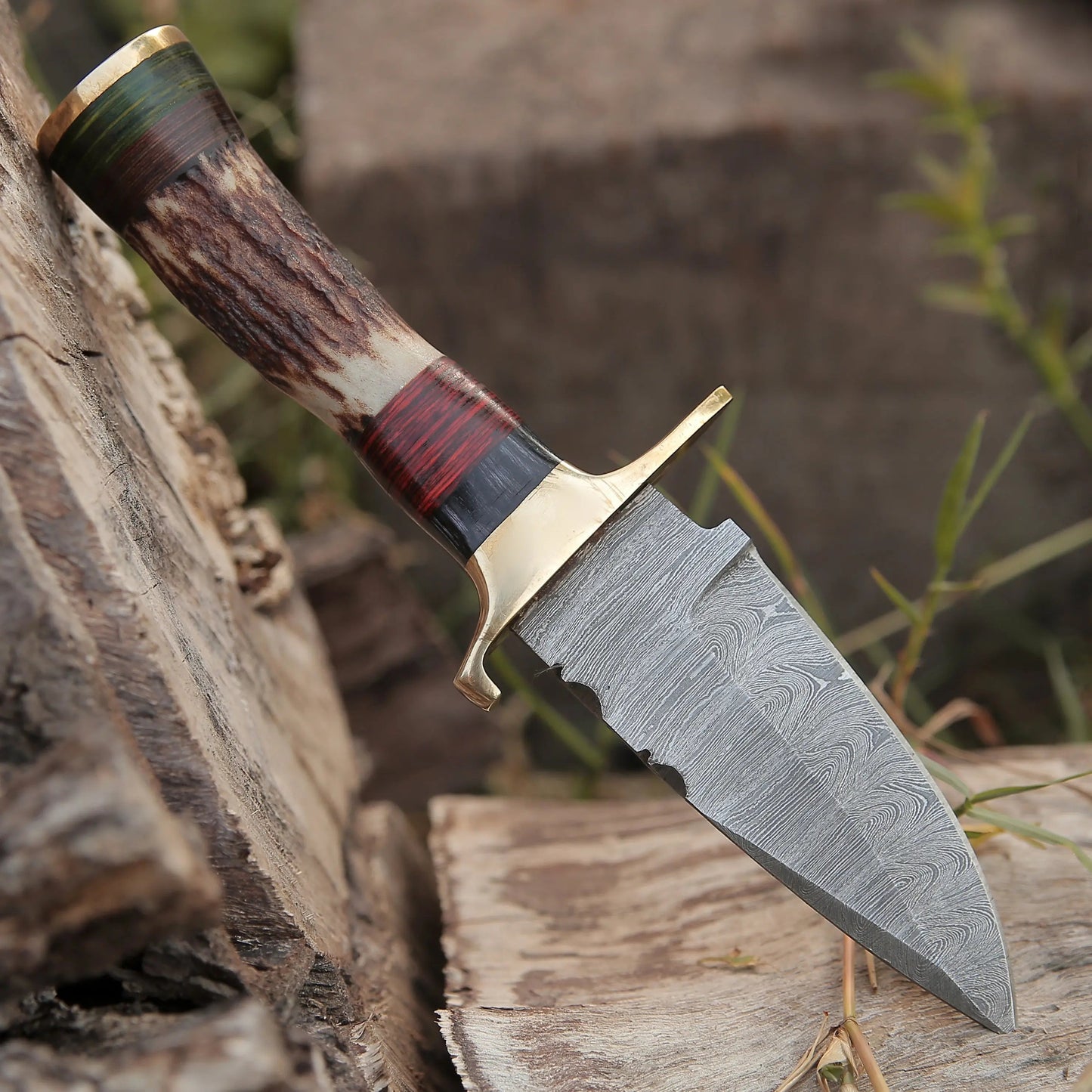 Custom Hand Forged Damascus Steel Hunting Brass Guard Knife& Stag Handle WH 57