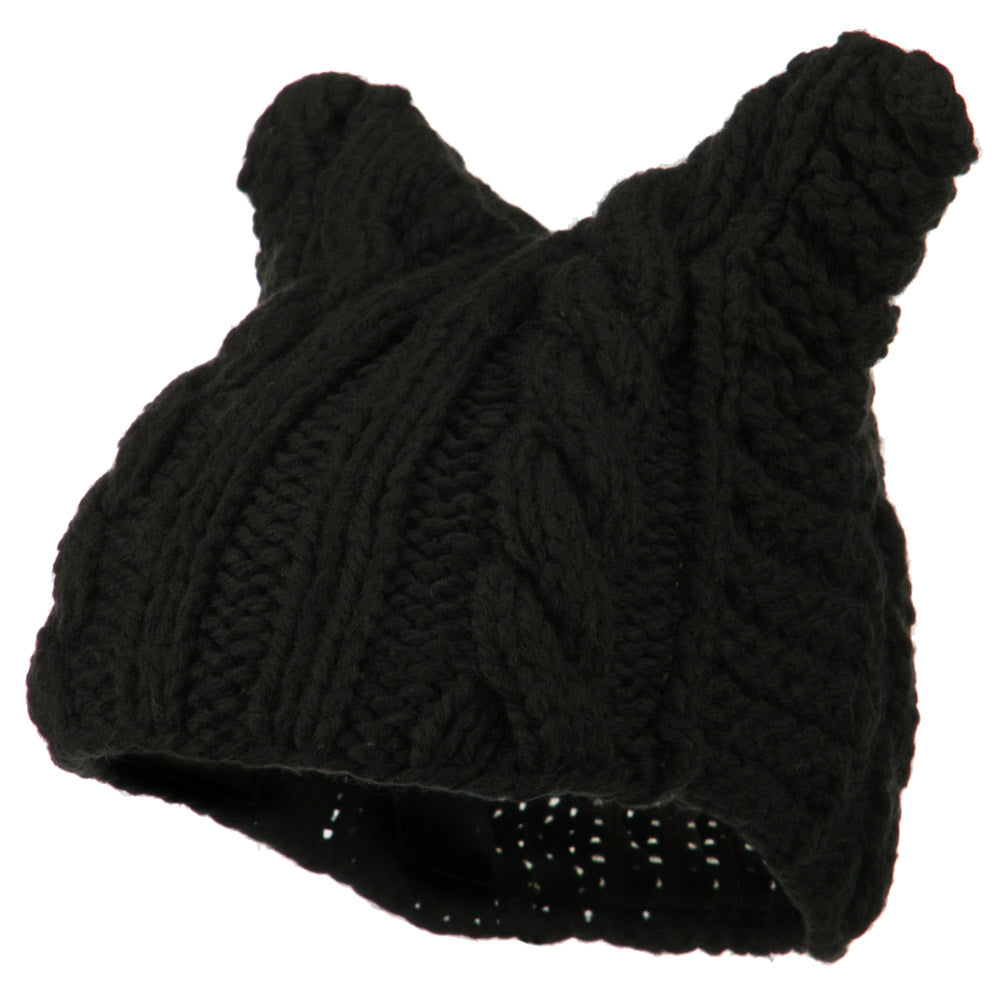 Women's Acrylic Cable Knit Beanie
