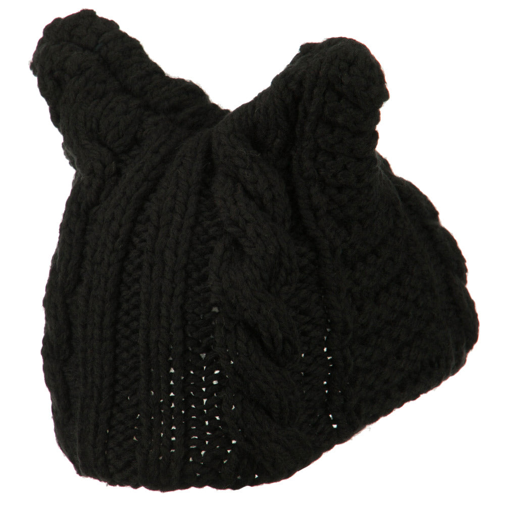 Women's Acrylic Cable Knit Beanie