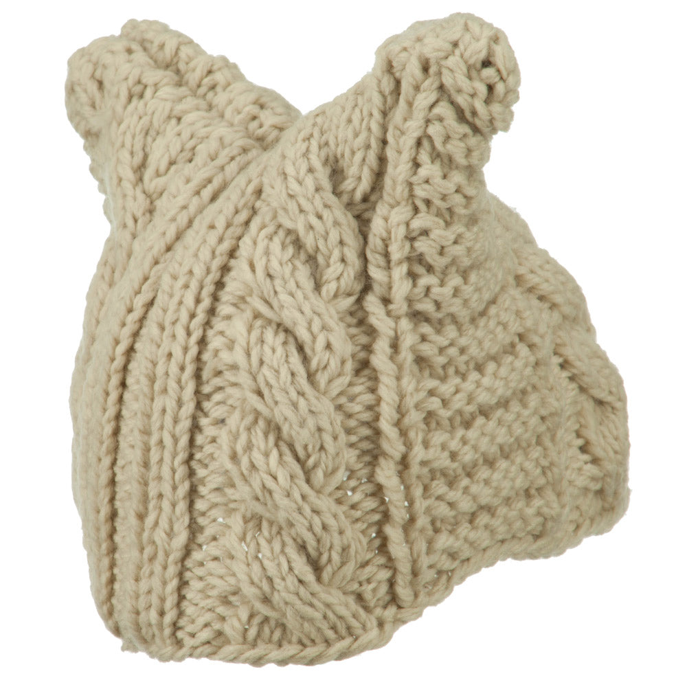 Women's Acrylic Cable Knit Beanie