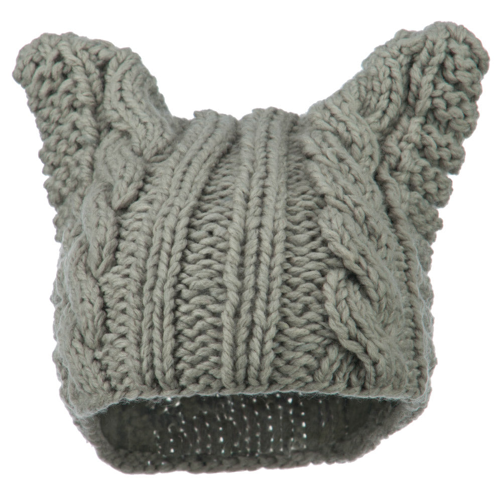 Women's Acrylic Cable Knit Beanie