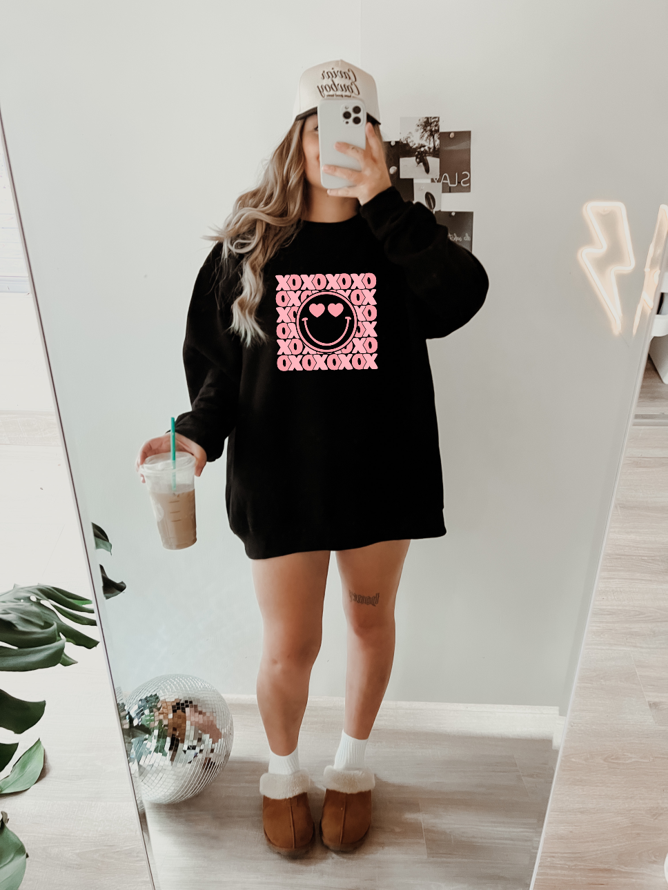 XOXO Heart Eyes Crewneck Sweatshirt