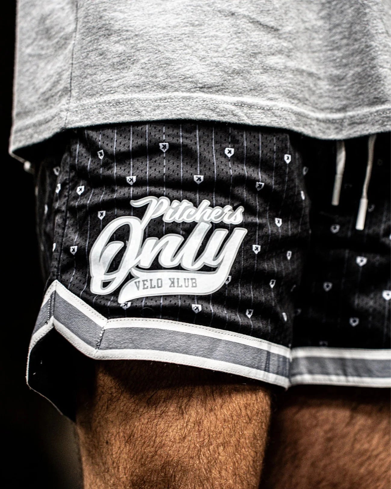 YOUTH Mesh Pinstripe Shorts - Black/White